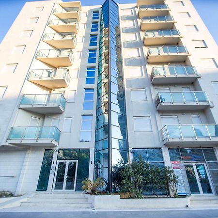 Becici -Lux Apartman エクステリア 写真
